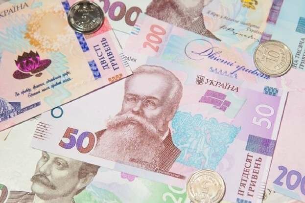 Фальшиві гривні в Україні: як відрізнити справжні гроші та перевірити їх?